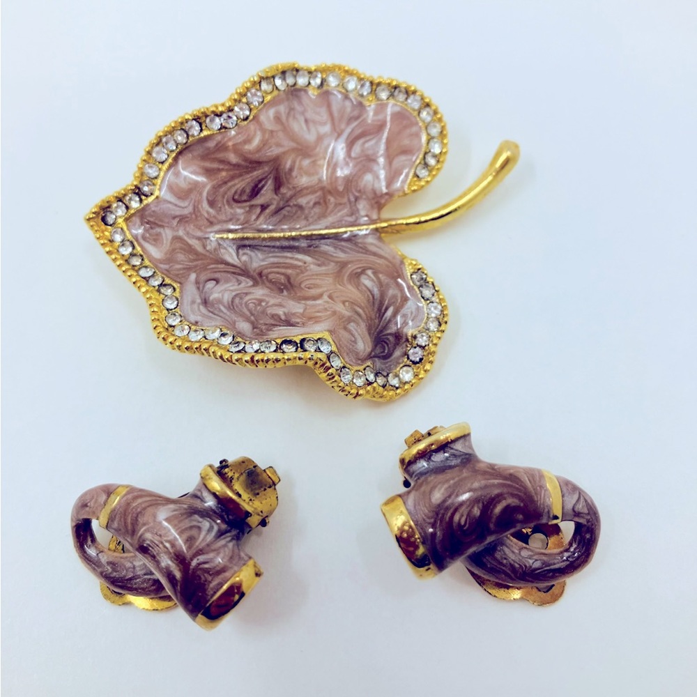 Vintage Marble-Like Rhinestones Pattern Earrings and Brooch Set